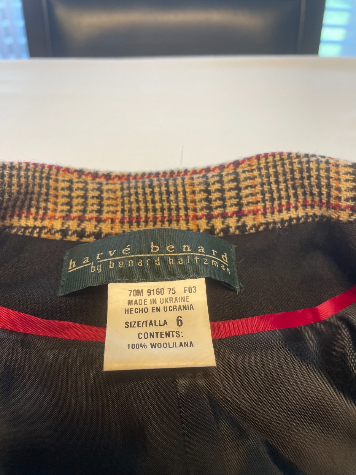 Vintage Harvé Benard by Bernard Holtzman 100% Wool Blazer Jacket Women’s Size 6