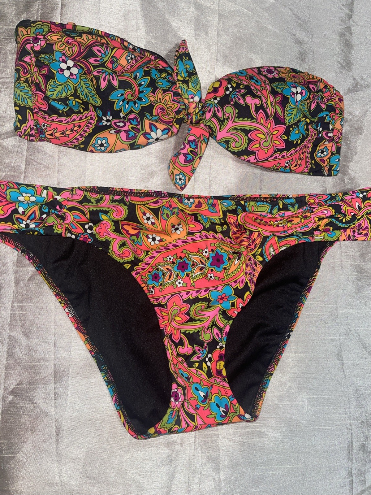Victoria’s Secret Strapless Bikini Set Multicolor Paisley Size Large
