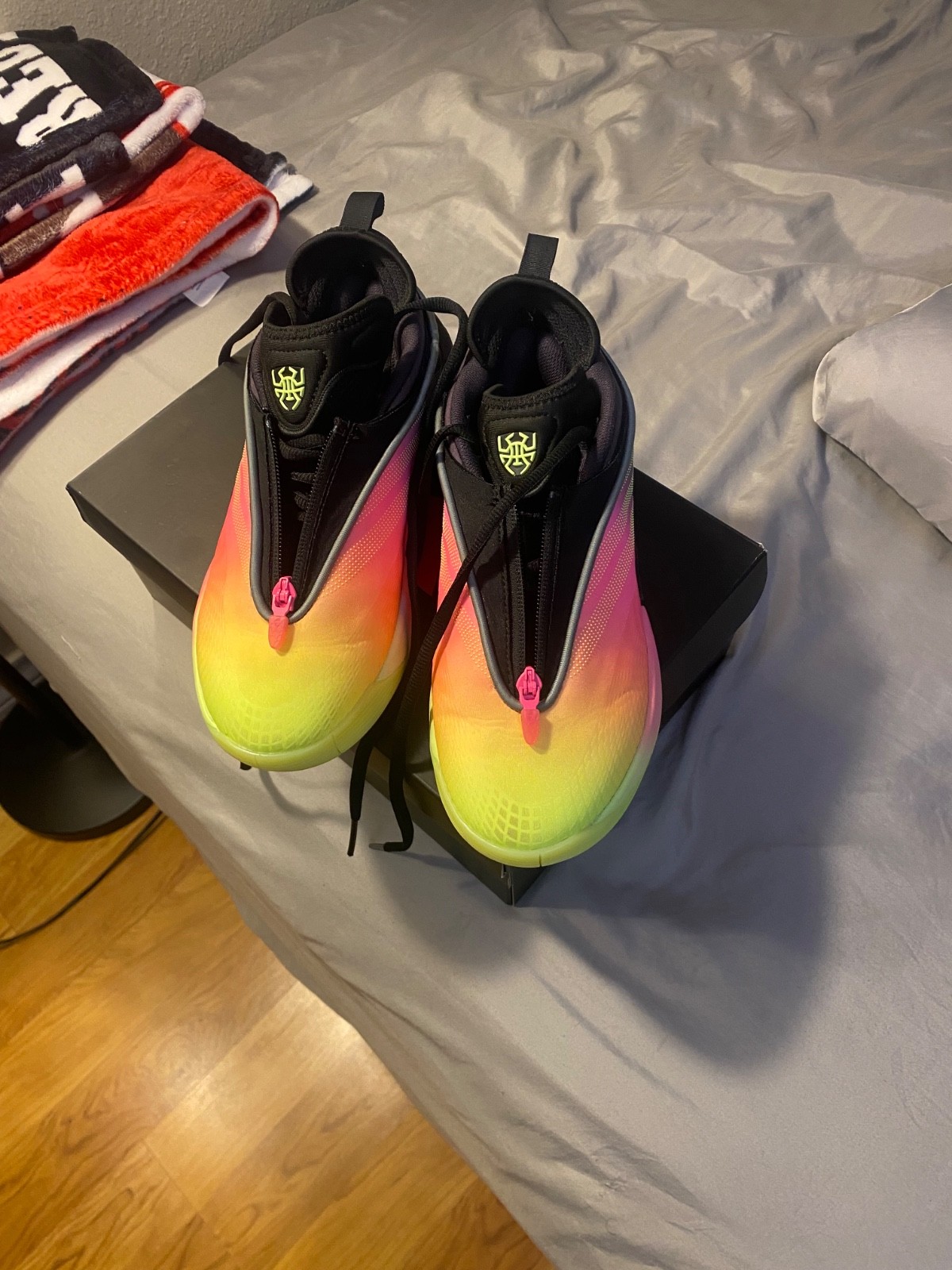 adidas d.o.n. issue 7 size 7 BRAND NEW