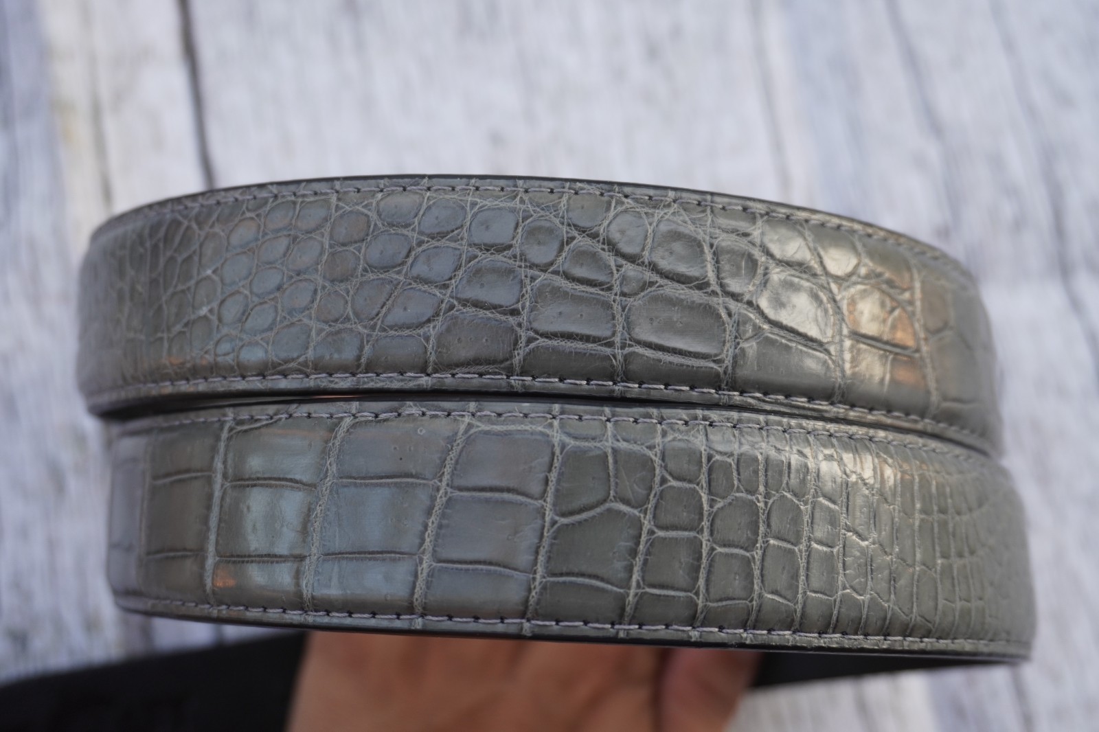 W 1.5 inch – Gray Genuine Crocodile Belly Leather Skin Men’s Belt #R42