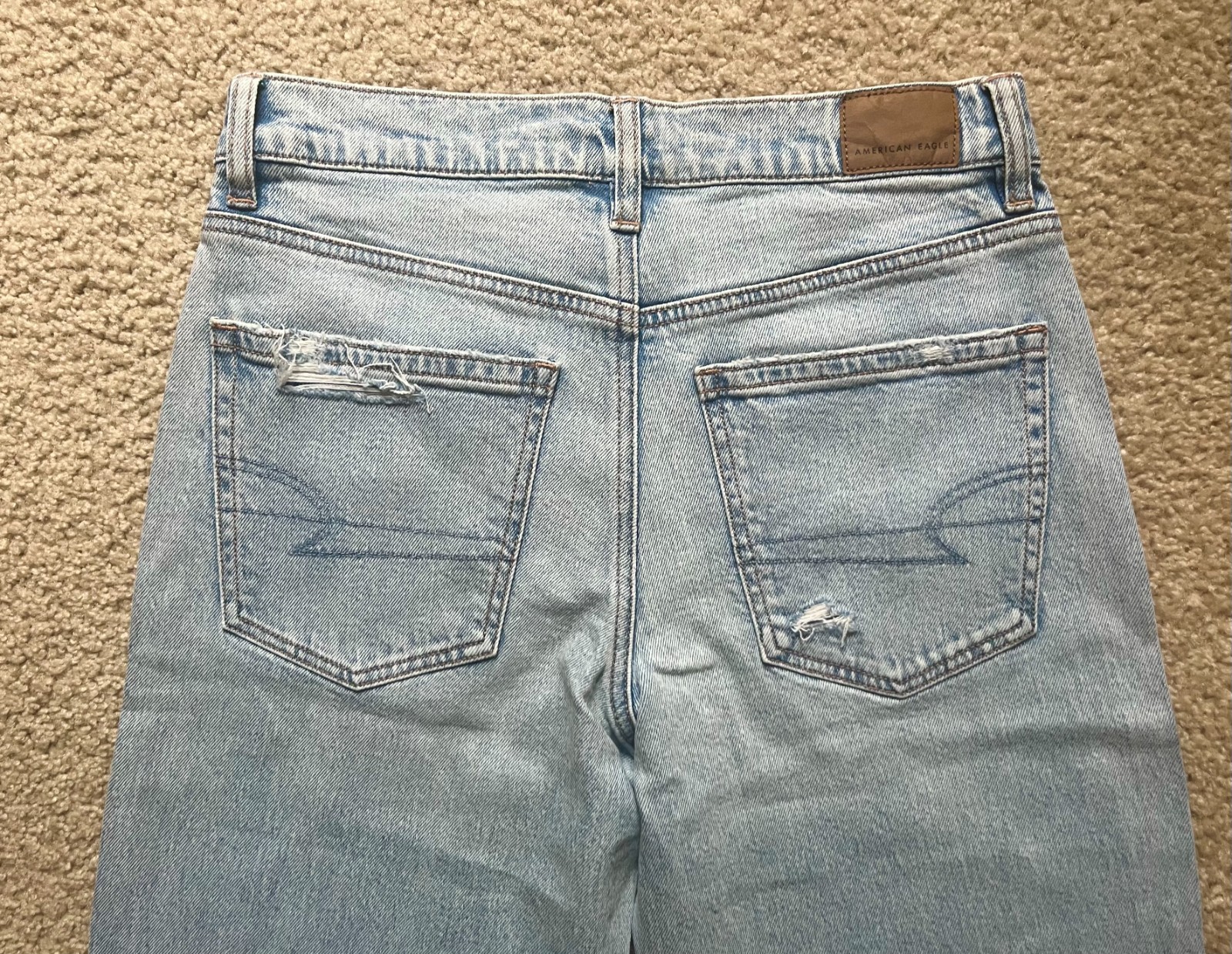 American Eagle Strigid Stretch Waist Acid Wash Destroy Stovepipe Jeans Size 4 AE
