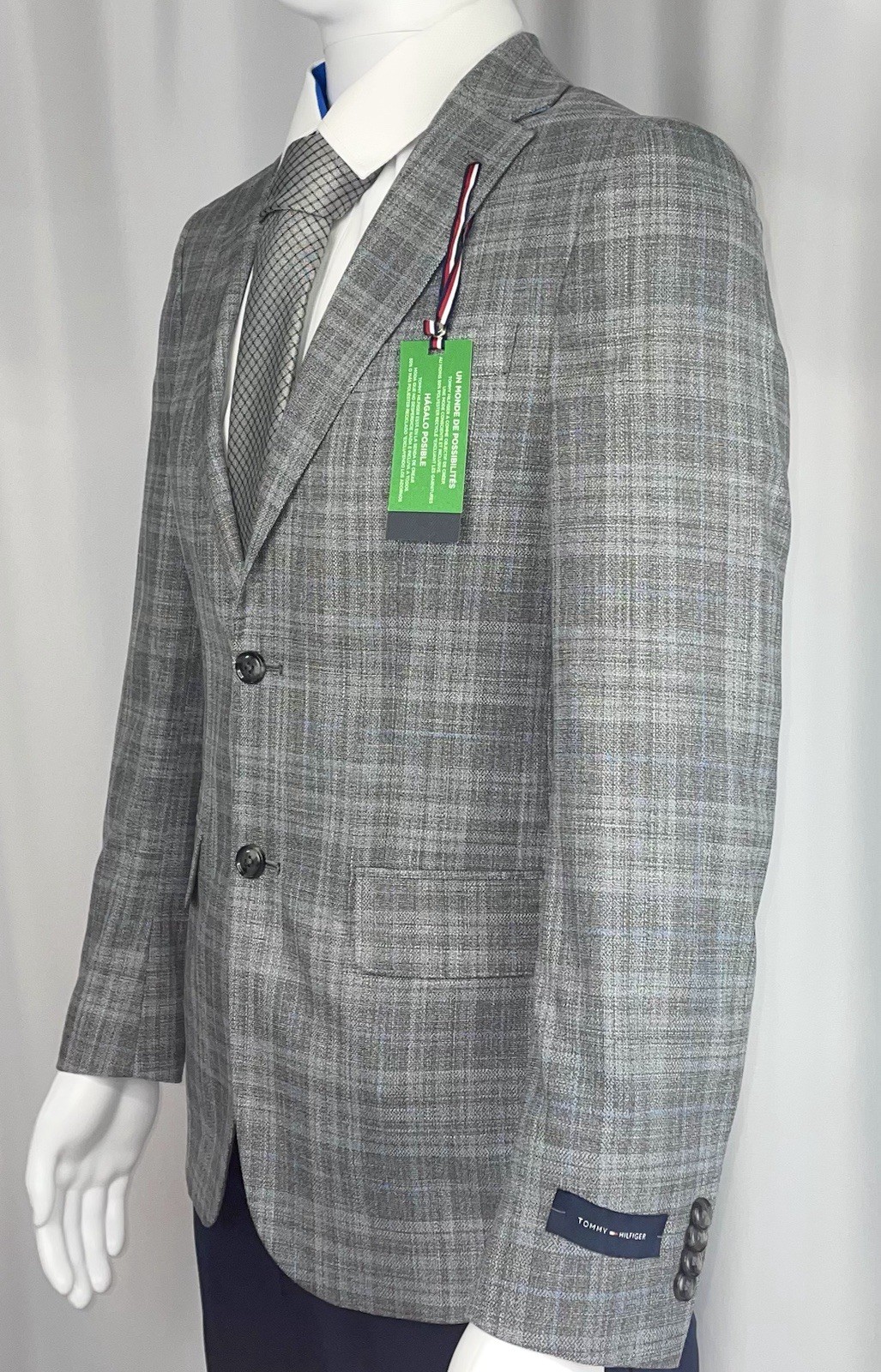 Tommy Hilfiger Modern fit Sport Coat Blazer 38R Light Grey Blue Plaid New NWT
