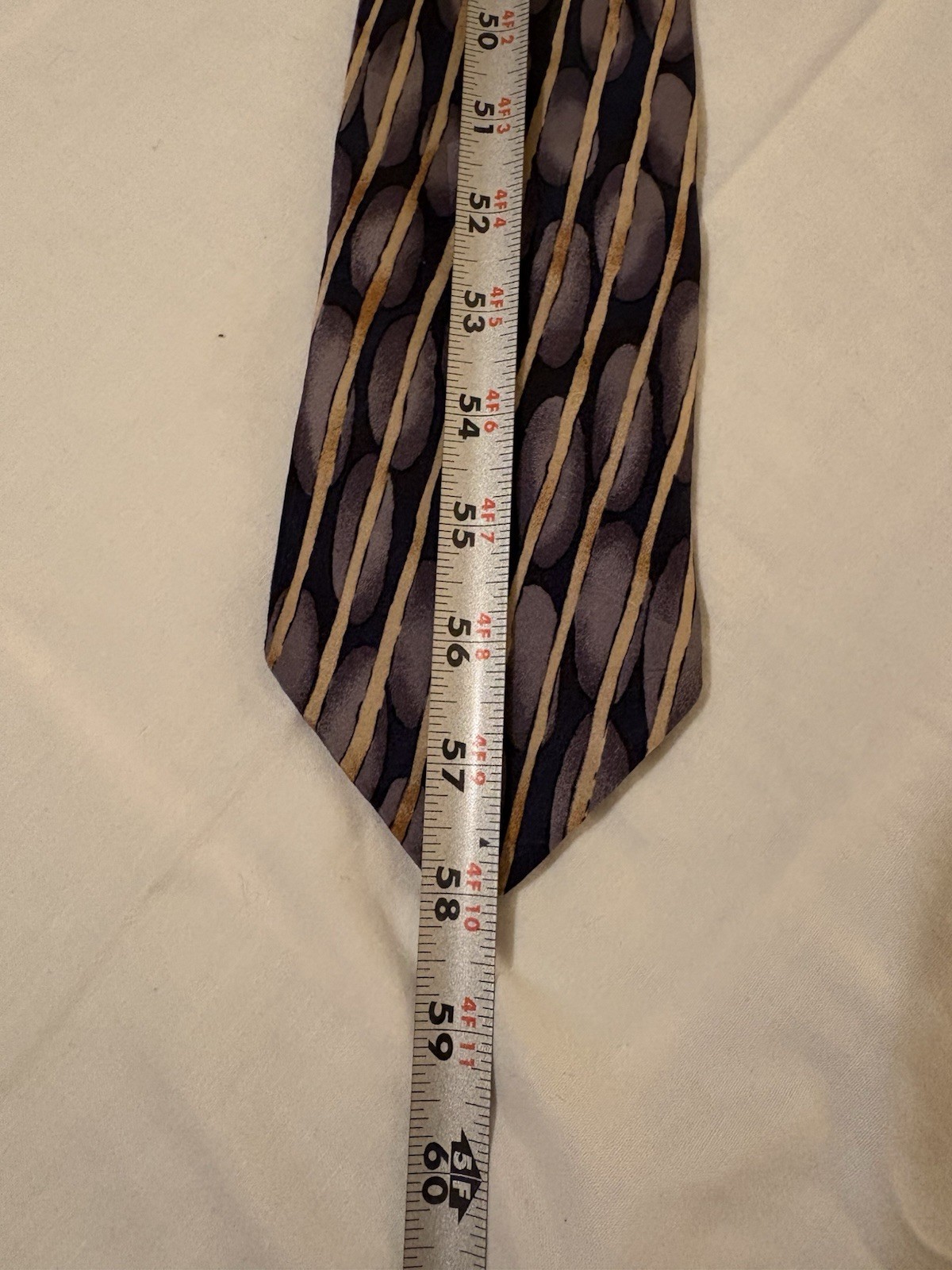 Surrey Men’s Woven 100% Silk Tie Navy Gold Gray Geometric Pointed Classic