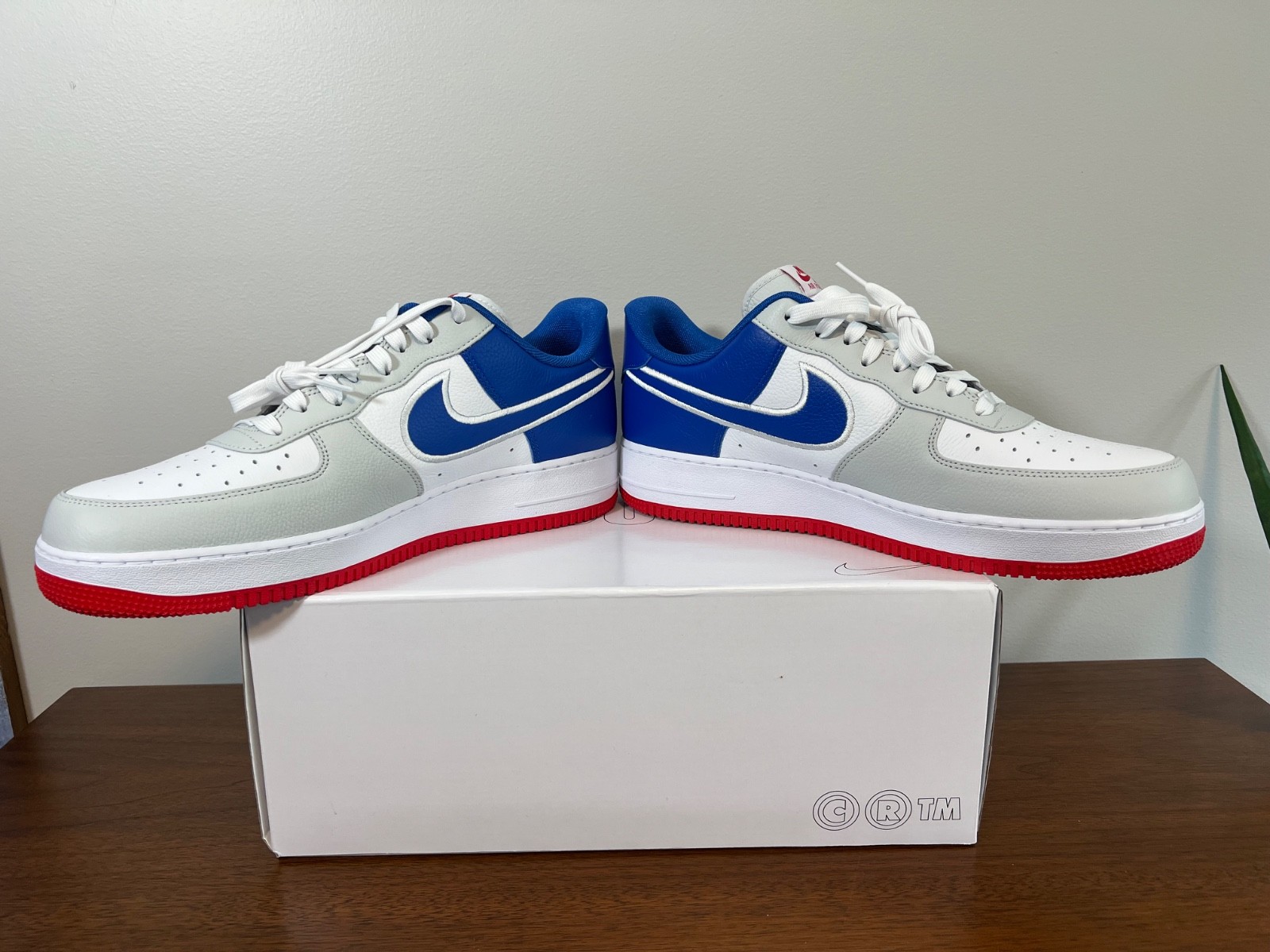 Nike + Florence UK Edition Air Force 1 Low Size M13 – Custom