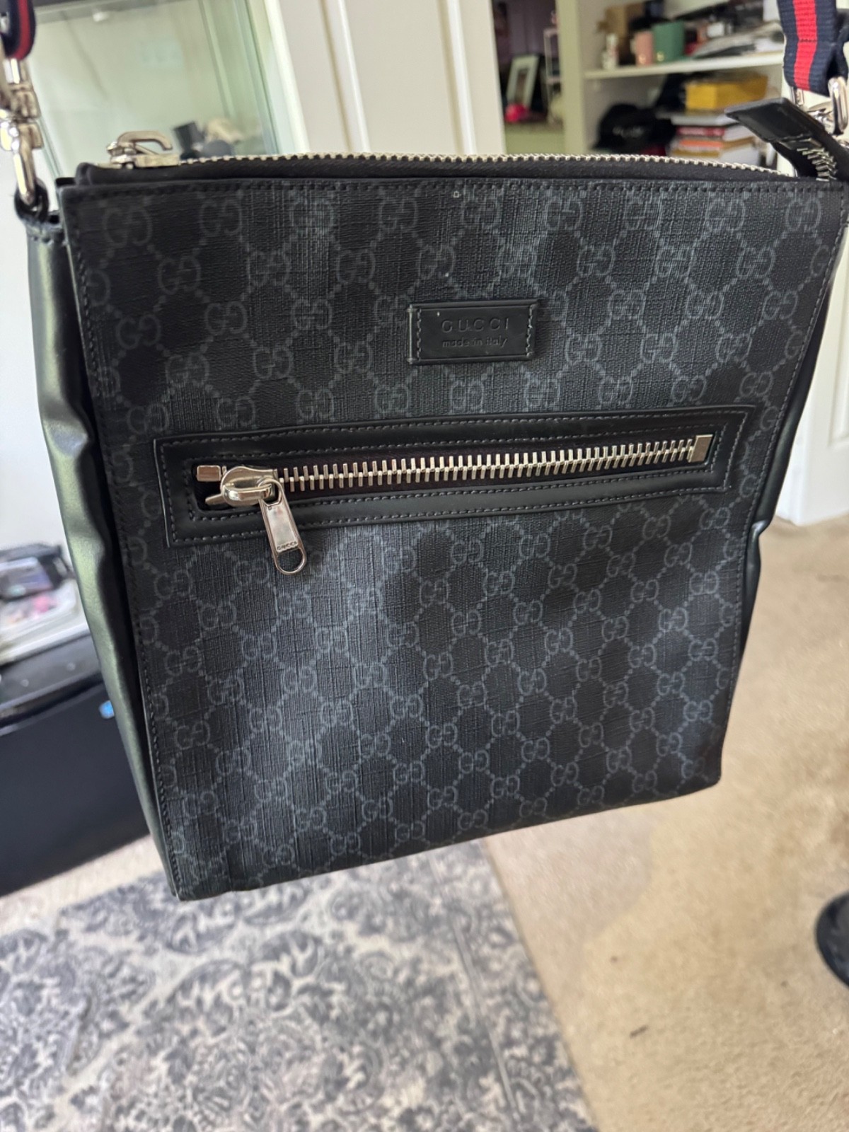 Gucci GG Messenger Crossbody Bag Large Authentic