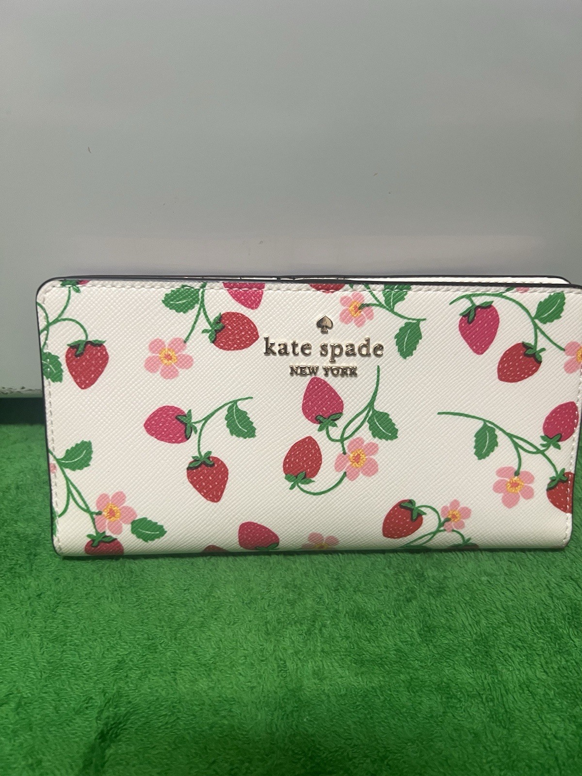 Kate Spade Strawberry Bi Fold Wallet. Size 6.75” X 3.5