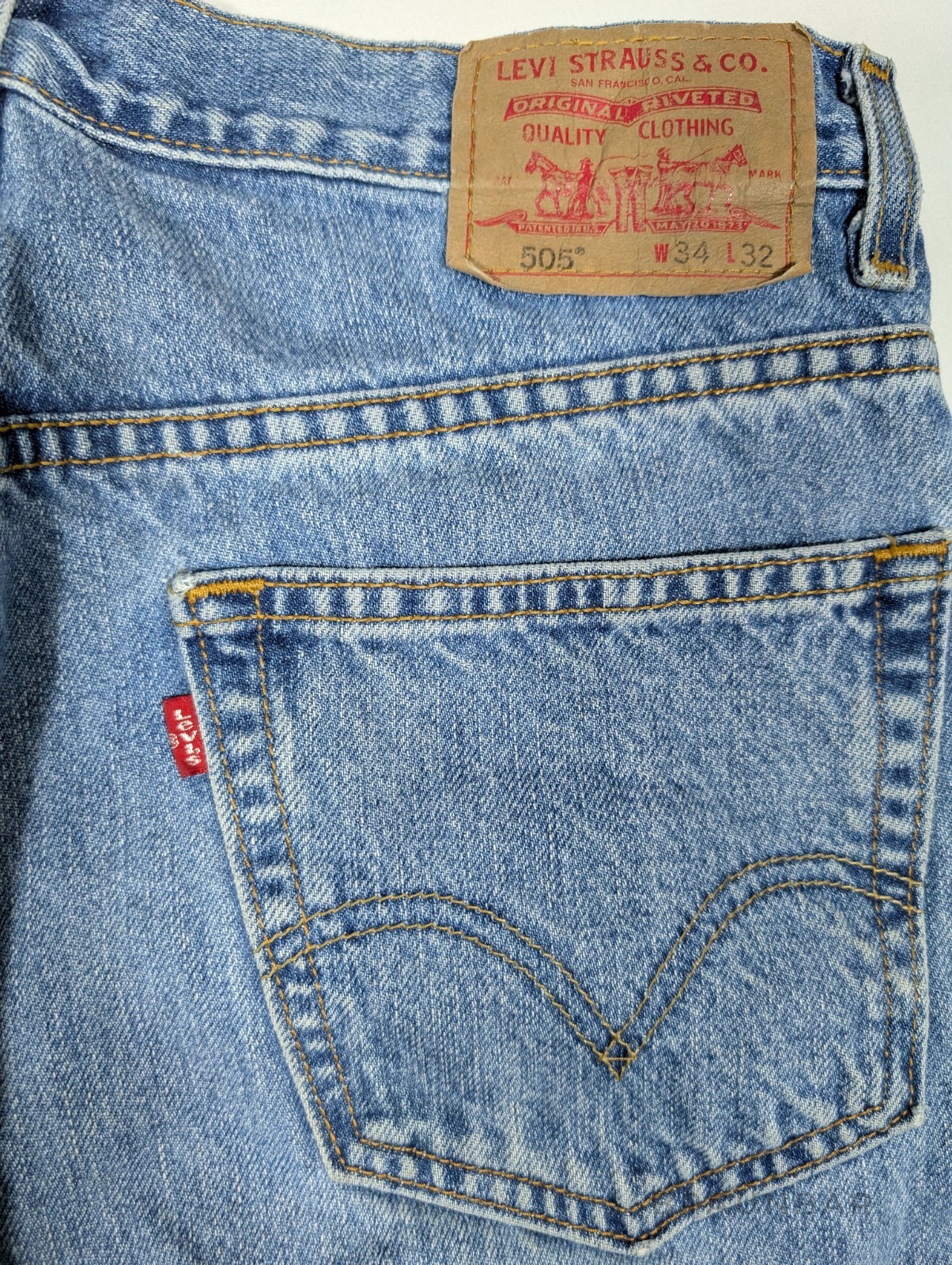 Vintage Levi’s 505 Regular Fit Jeans 32×28 Made In Mexico 2004 Denim 16 Waist