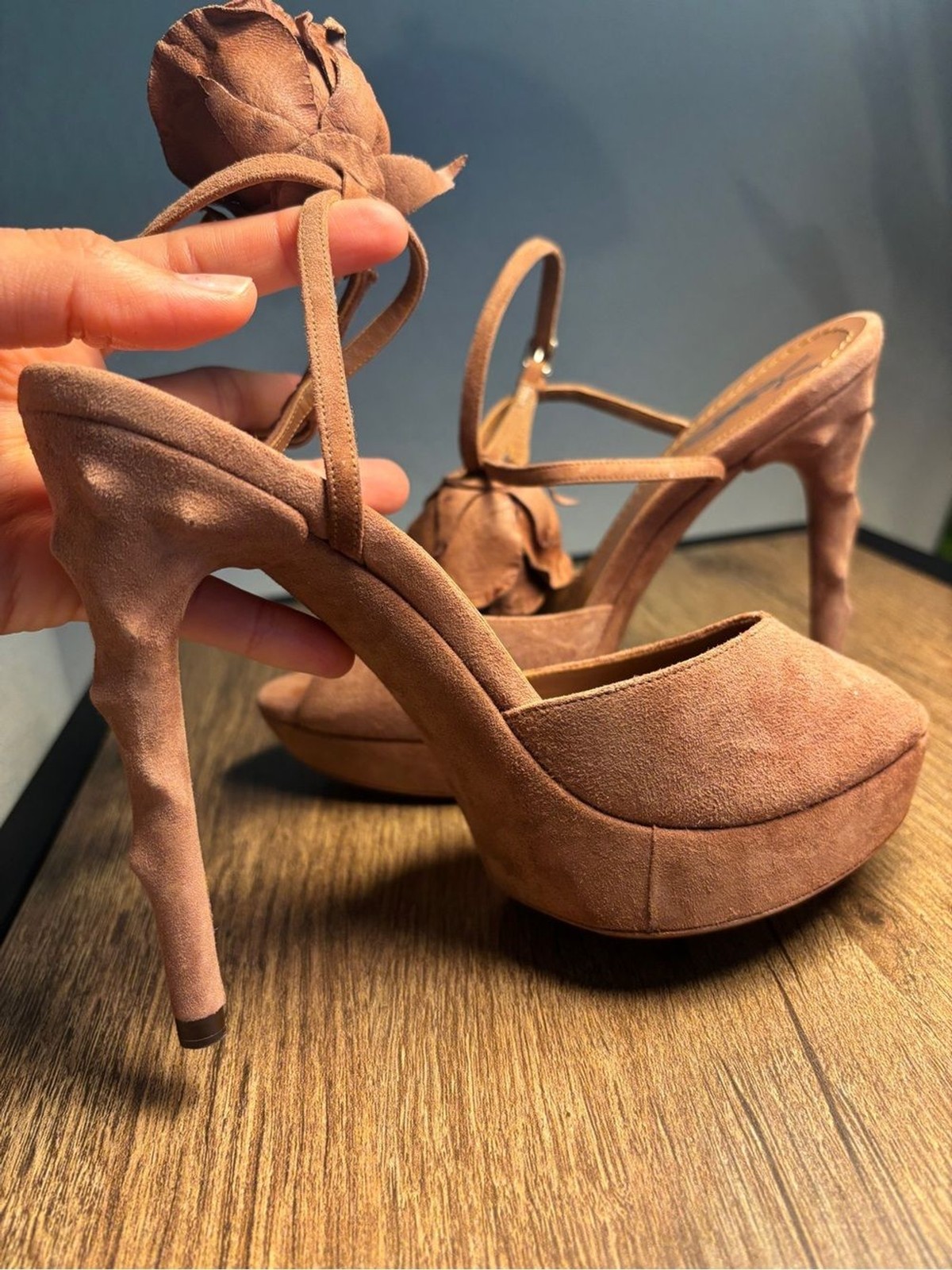 Yves Saint Laurent YSL Heels 35 US 5 Tan Suede Rosette Flower Ankle Tie Platform