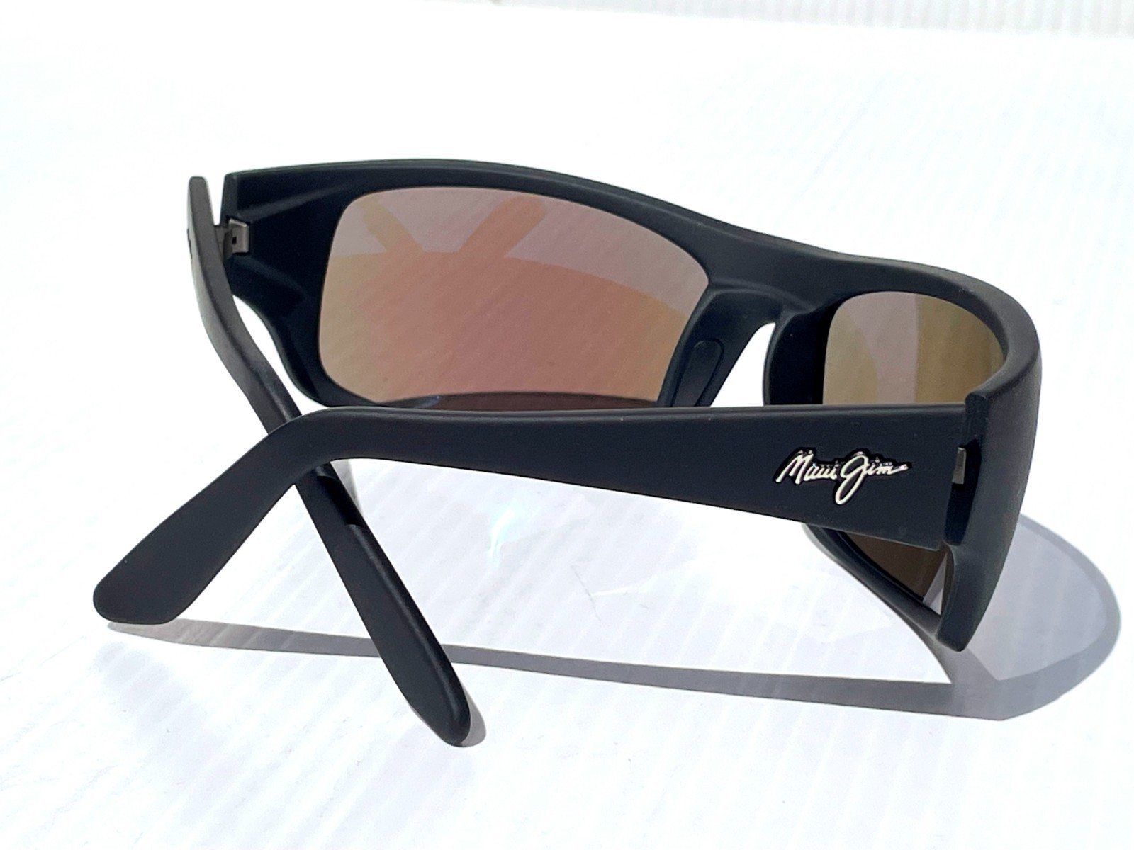 NEW Maui Jim PEAHI Matte Black Rubber POLARIZED Blue GLASS Lens Sunglass B202-2M