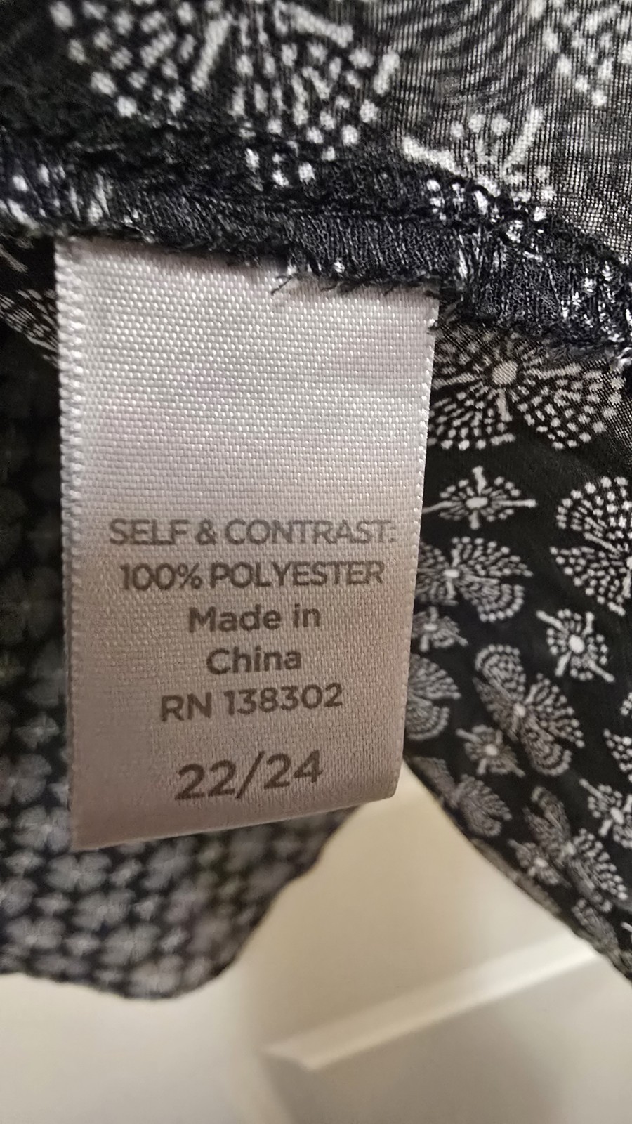 Avenue Beautiful Layered Sleevless Blouse Tunic Plus Size 22/24 Black and Grey