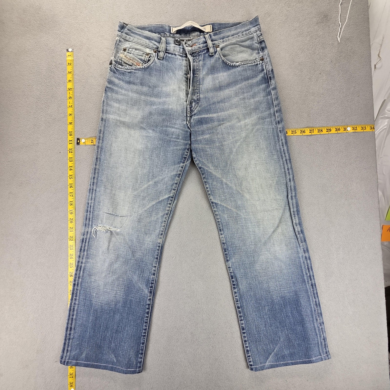 Diesel Jeans Mens 32×27 Blue Regular Straight Light Wash Distressed Made Italy