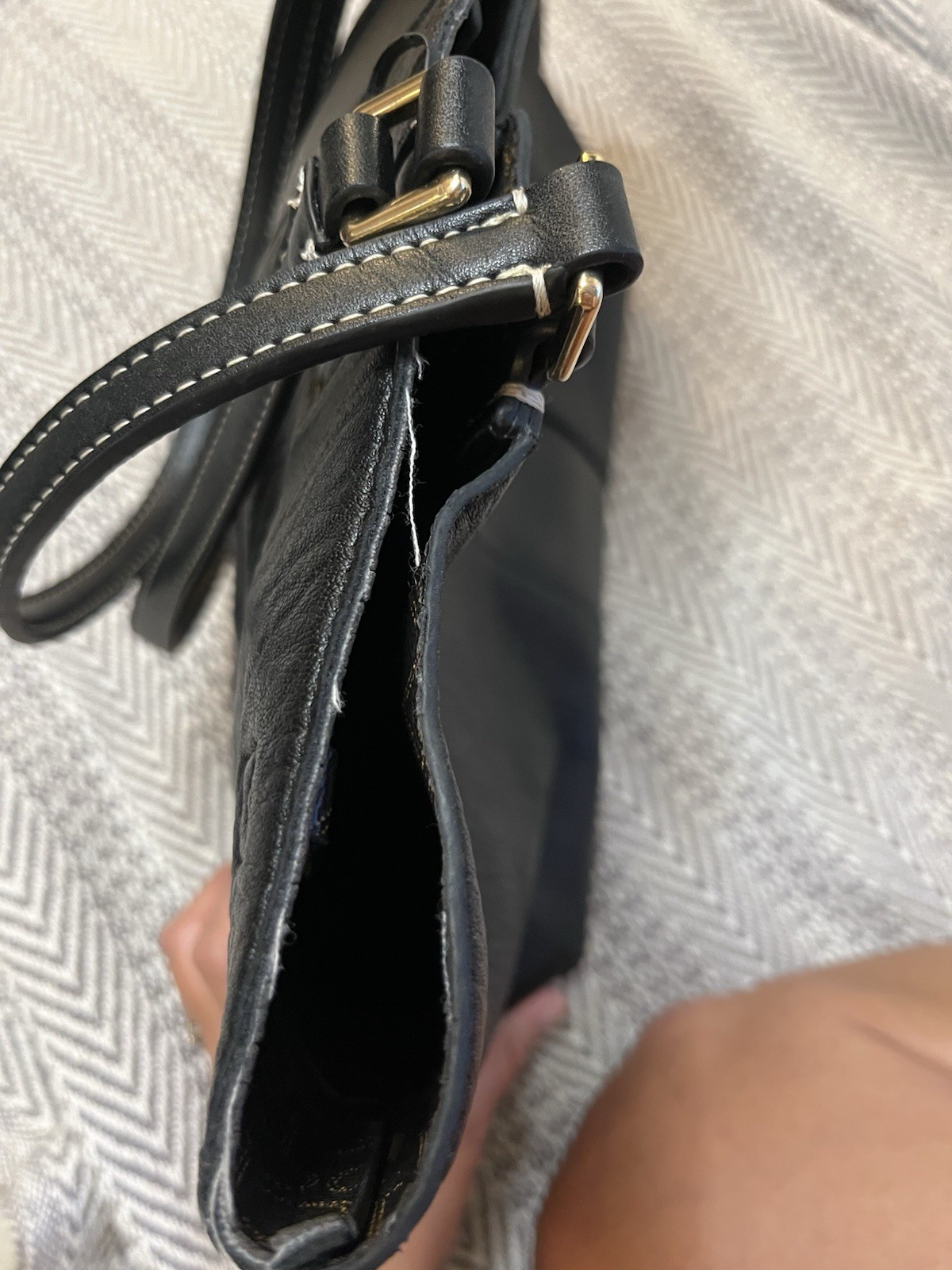 Calvin Klein Black Large Pebbled Logo Tote Gold Hardware Zip Lined Bag Charm