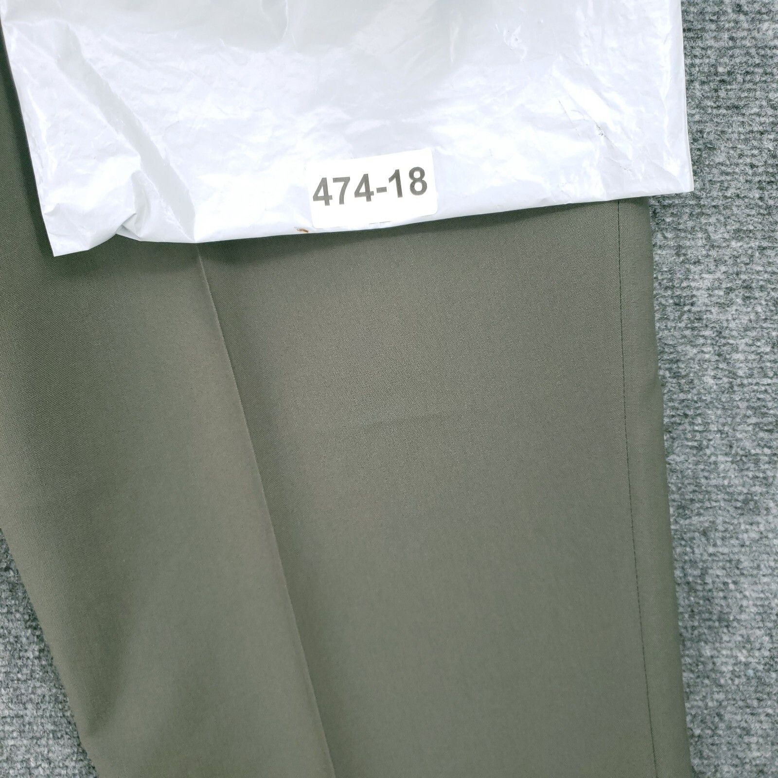 VINTAGE Levis Dress Pants 34×30 Green Travelers Trevira Pleated Straight Trouser