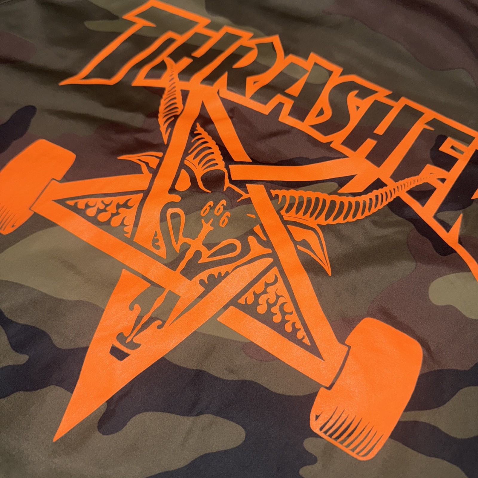 Thrasher Camouflage Skategoat Skateboarding Windbreaker Jacket – Men’s Small