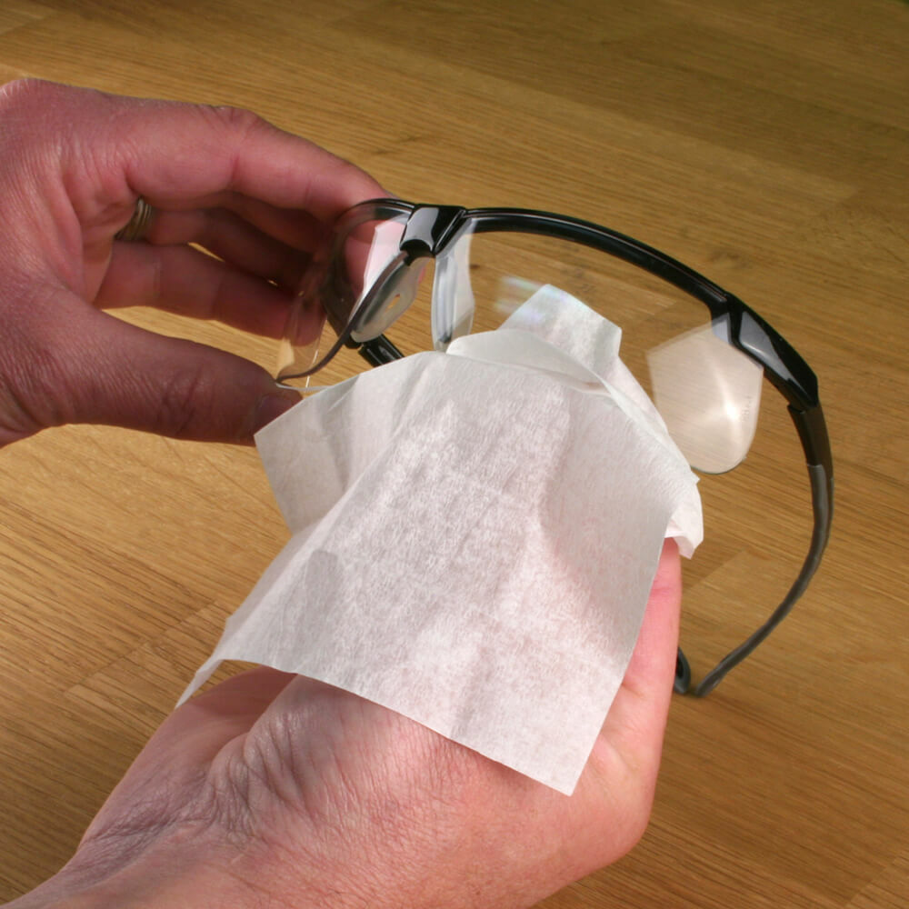 Safety Glasses USA Pre-moistened Lens Cleaning Wipes Box of 100 Made In USA
