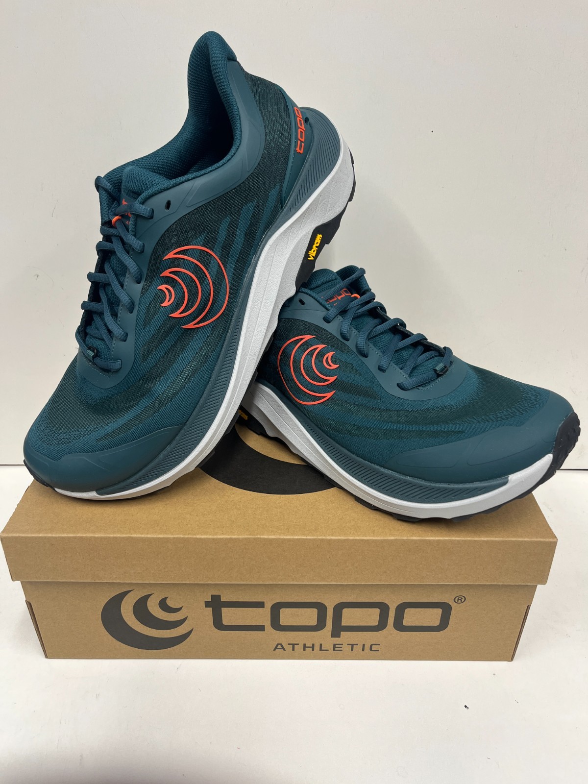 TOPO Ultraventure 4 — Men’s Running Shoes — NEW