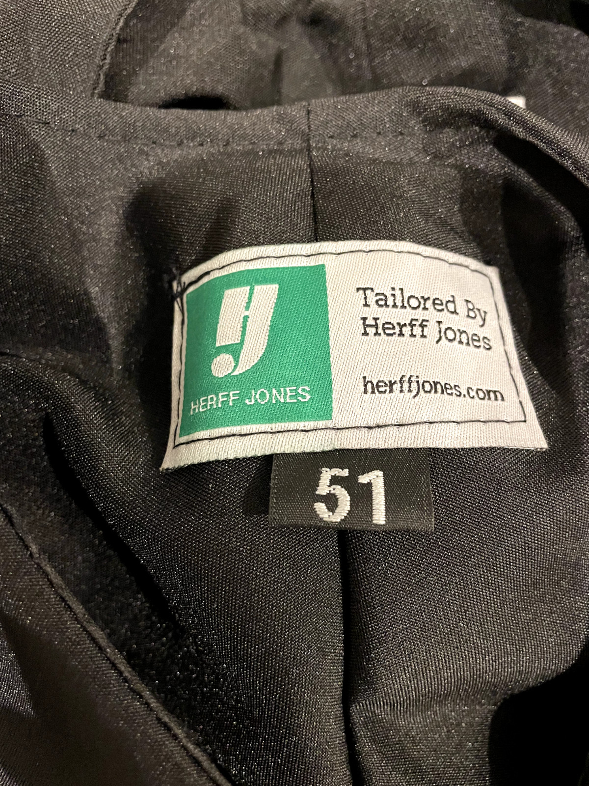 USC Bachelors Graduation Gown Herff Jones Black – Multiple Sizes