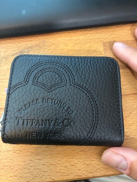 NWT Tiffany & Co. Return to Tiffany Black Leather Zip-Around Wallet