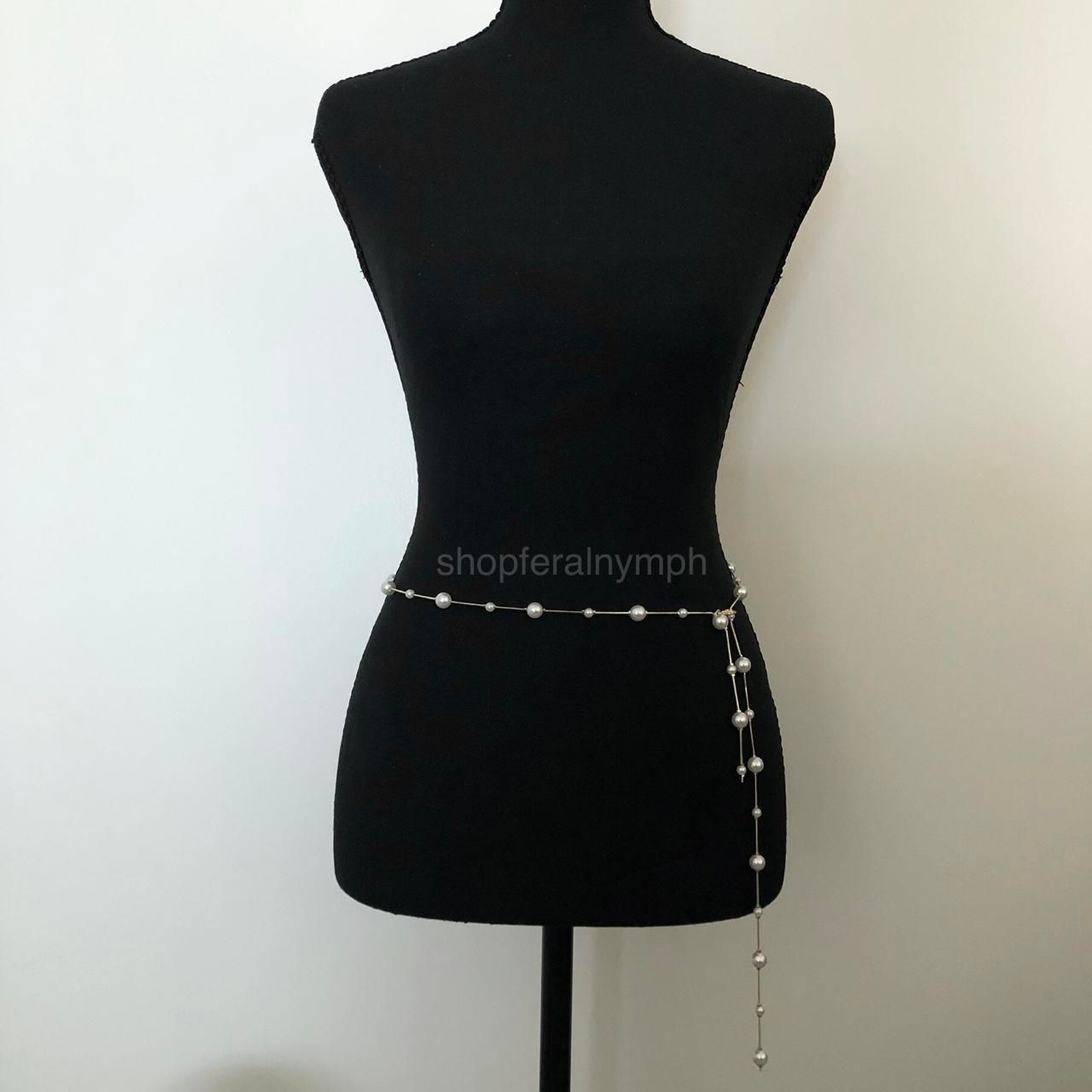 Y2K Coquette Gold Faux Pearl Dangle Chain Belt, Fits Up to 40 Inches, X7GA1155
