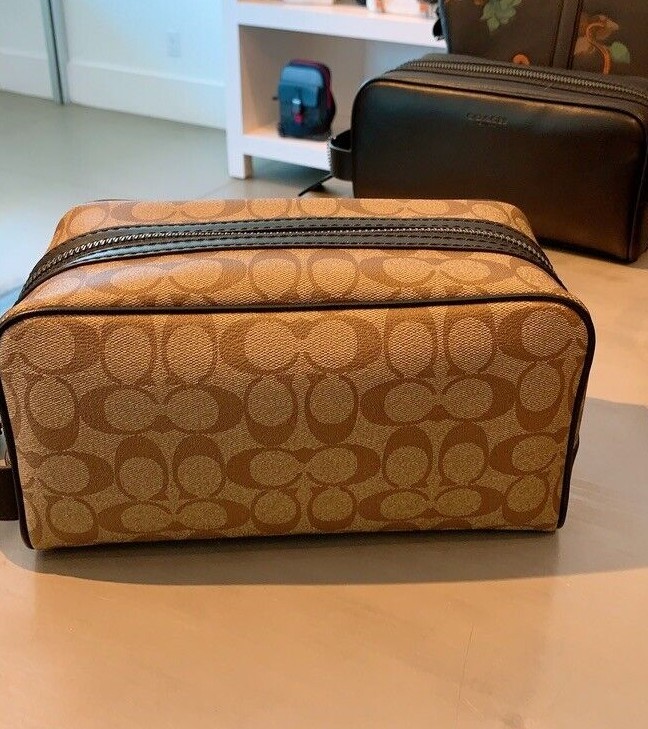 NWT Coach Small/Large Travel Kit In Signature Canvas/With Coach Patch
