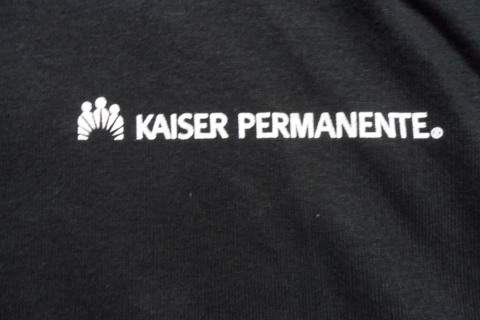 Large NWOT Kaiser Permanente – Rose Parade 2018 Shirt