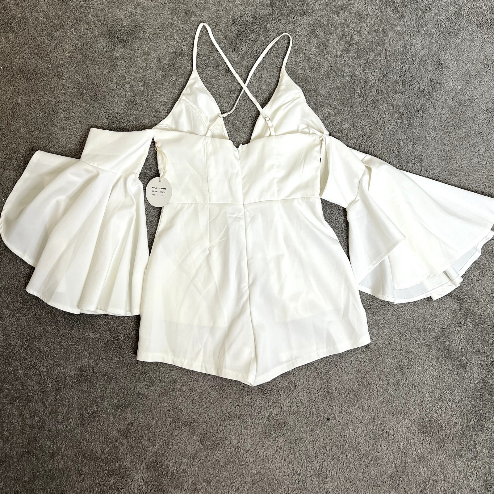 Luxxel White Low Cut Batwing Sleeve Romper