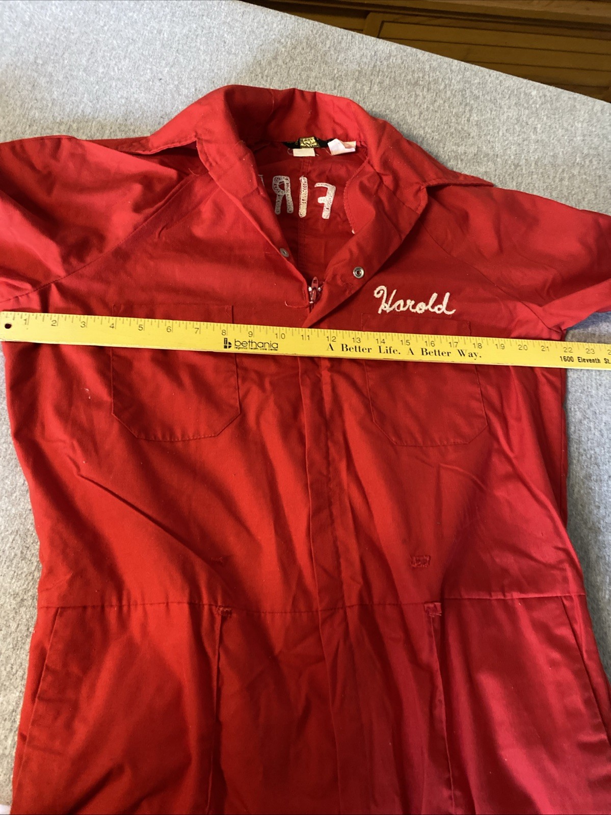 Vintage Red Emb Olney , Tx Fire Dept. Walls Leisure Alls Mens Size Medium