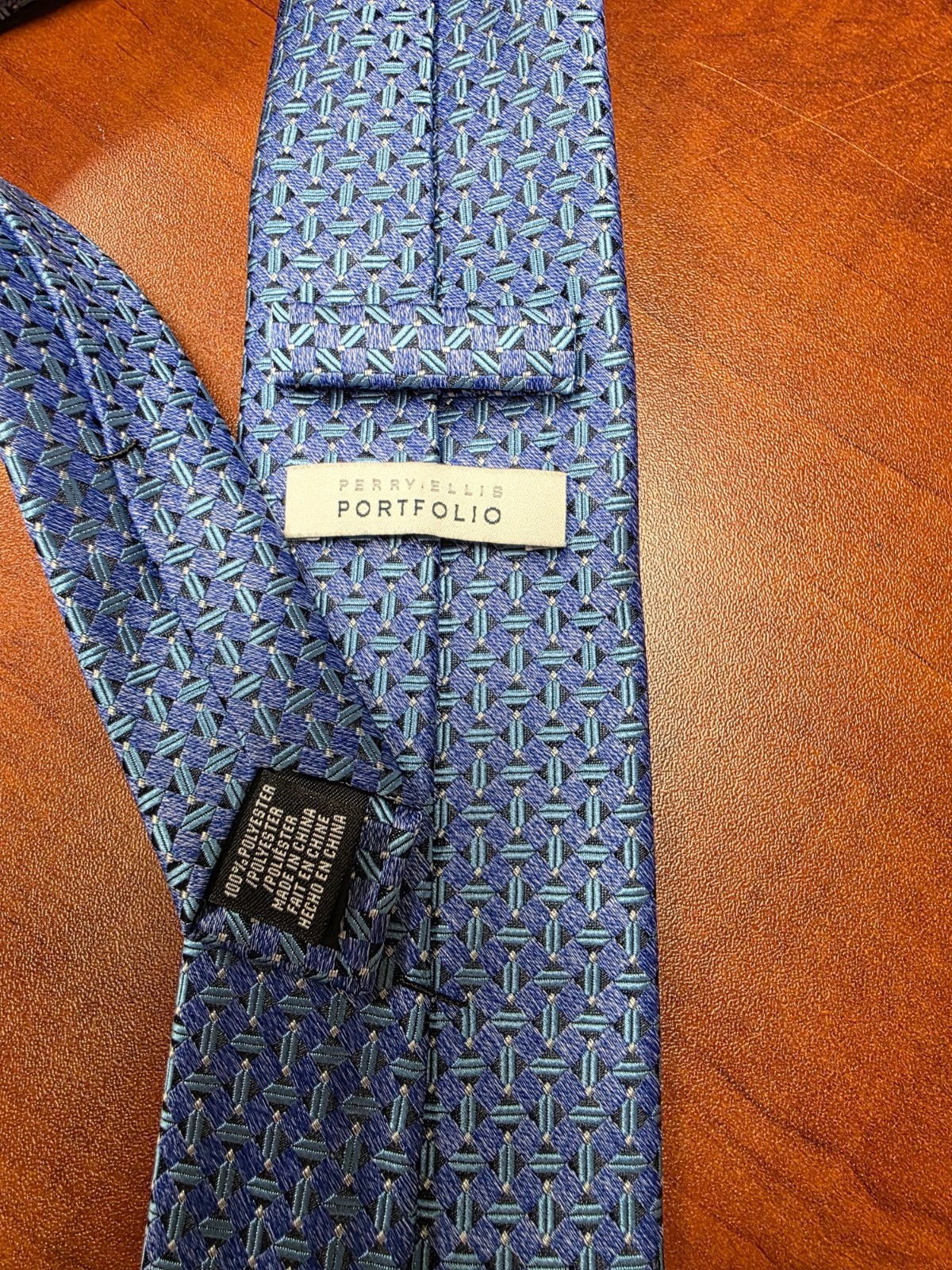 PERRY ELLIS Portfolio ~ Multicolor Blue ~ Geometrical – 100% Polyester Tie