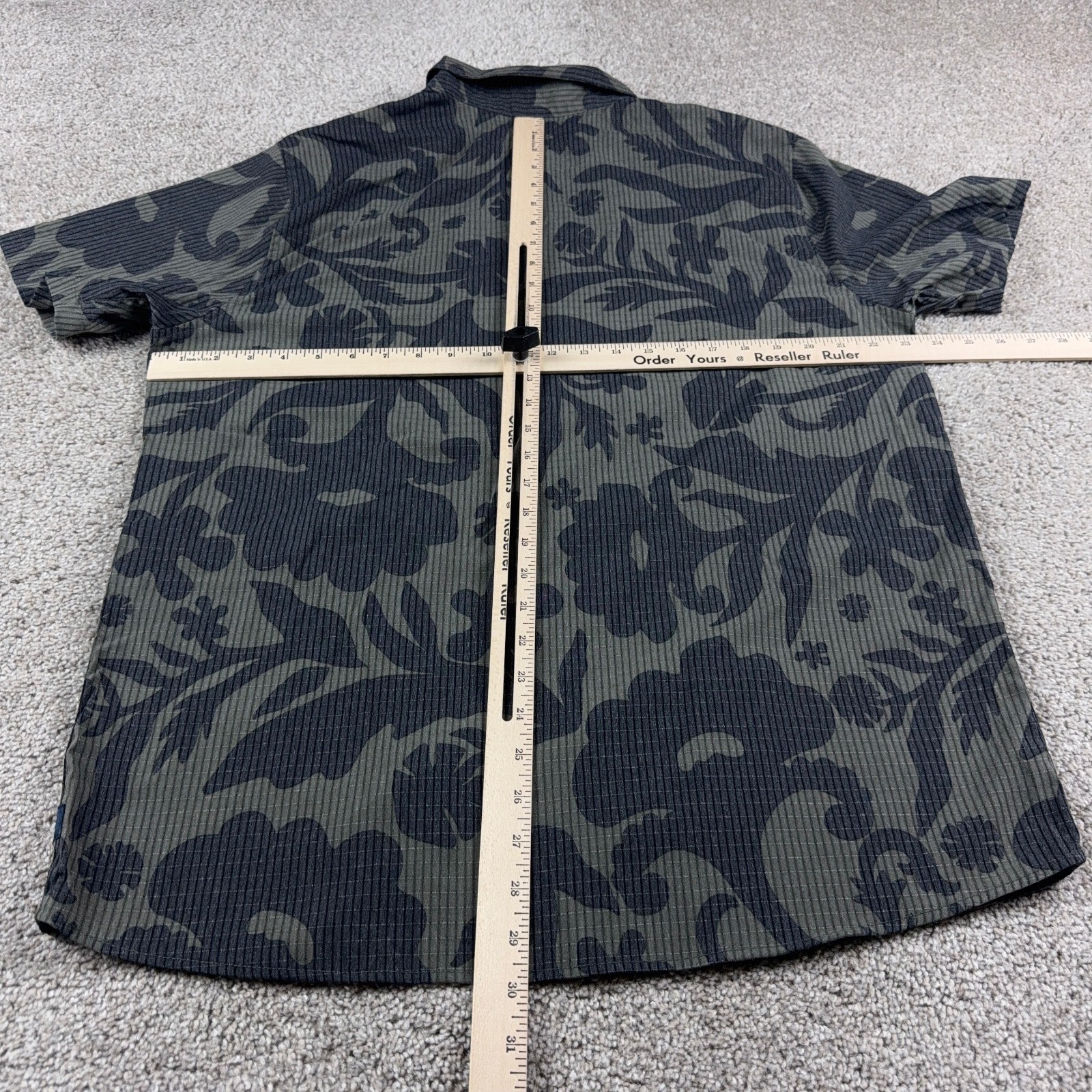 Roark Shirt Mens Extra Large Green Bless Up Button Up Perforated Vented Hiking