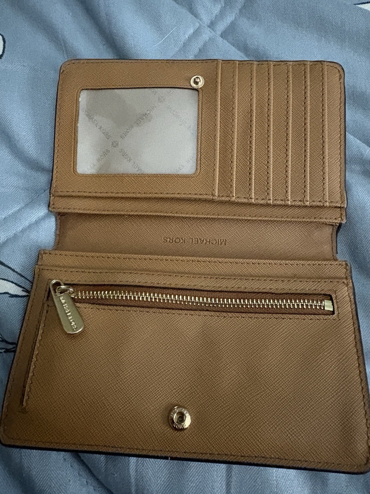Michael Kors Jet Set Travel Large Flat Multifunction Phone Case – Vanilla