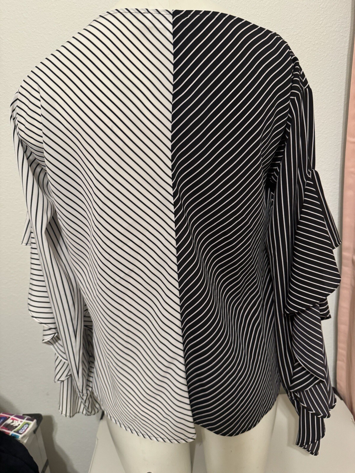 New Robert Rodriguez Womens Boat Neck Op Art Striped Blouse Black White 4 6