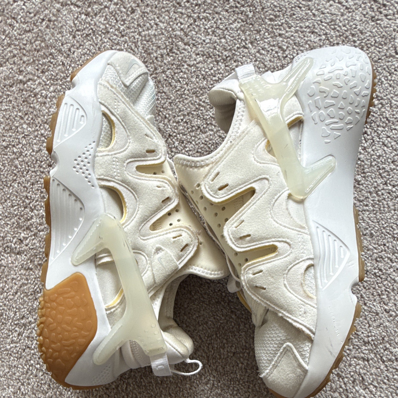 Nike Air White Gum Low Top Mesh Hook & Loop woman’s Athletic Sneakers