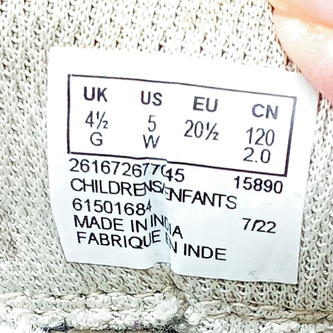 Clarks Boys Wallabee Shoe Sneaker Size 5 W Hook & Loop Leather Uppers Stripes
