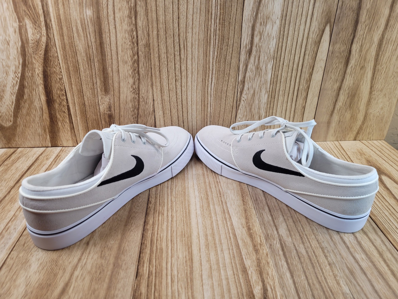 Nike Zoom SB Stefan Janoski Summit White 333824-108 Mens 10.5 Skate Shoes NICE