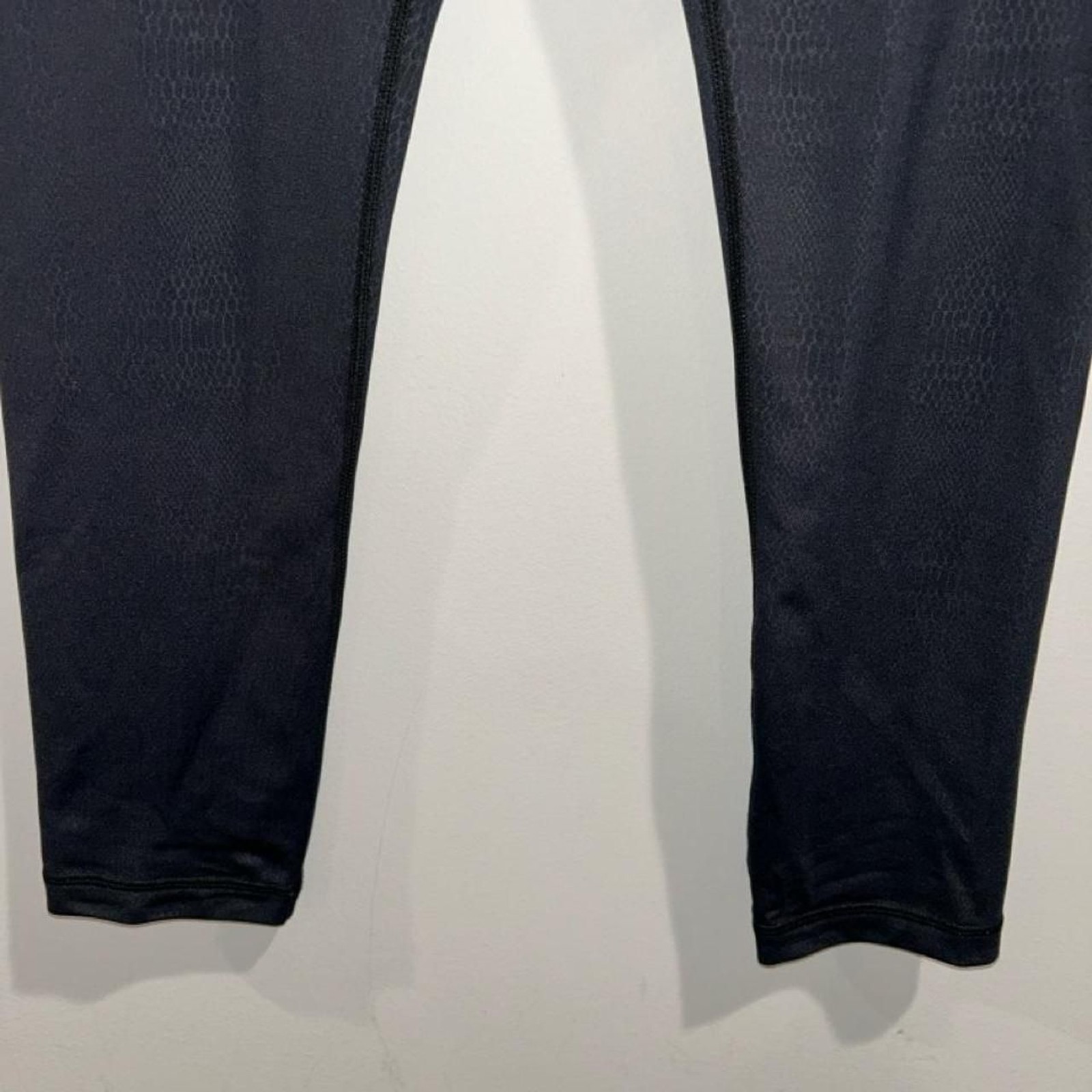 Zyia-active Women’s Black and Grey Leggings