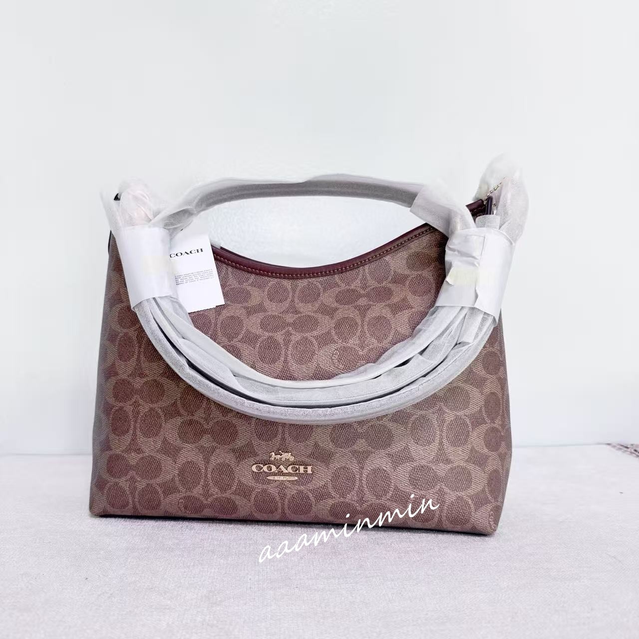 NWT Coach Laurel Shoulder Bag In Signature Canvas CV975 -Gold/Tan/Brown