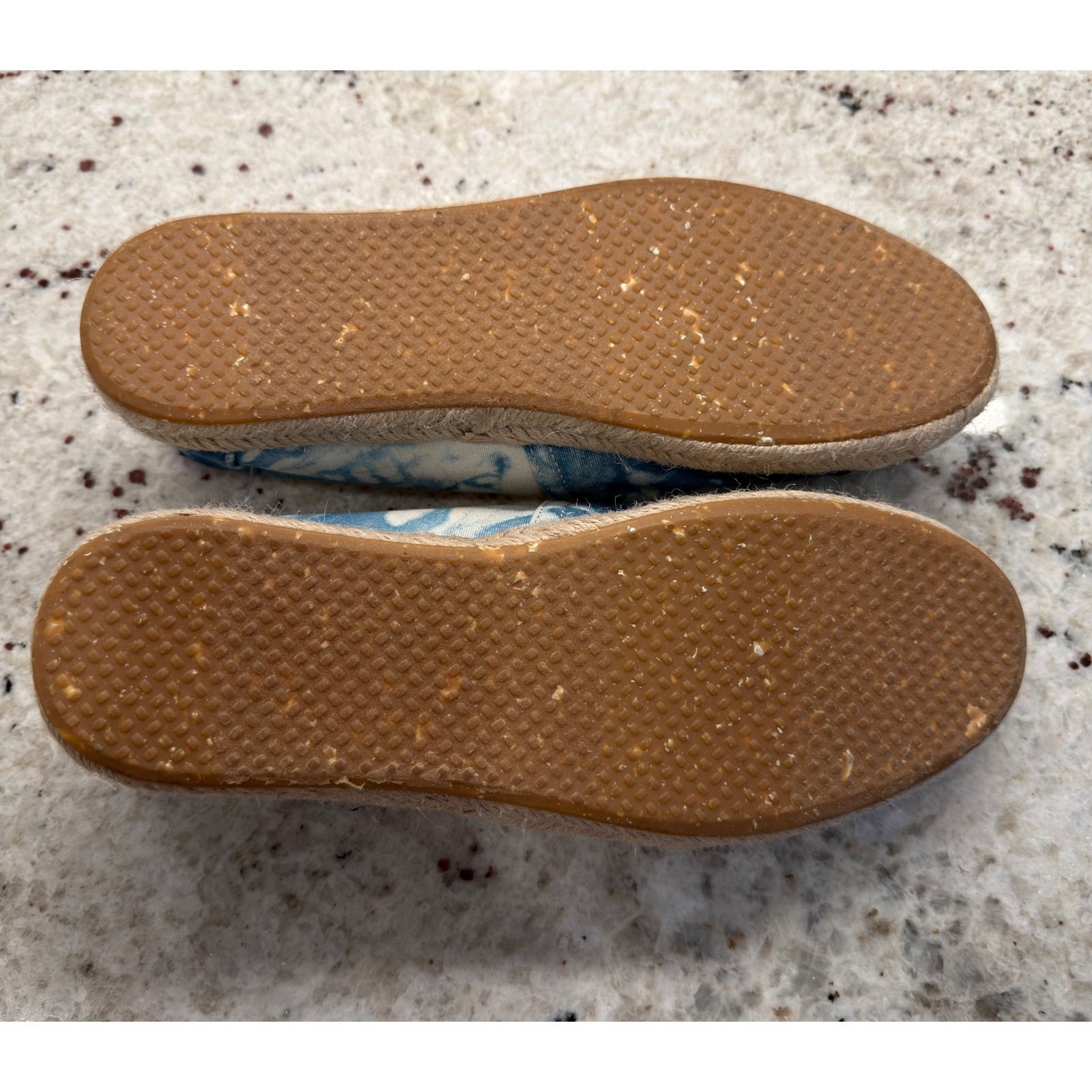 TOMS Tie Dye Espadrille Flats Blue White W7.5