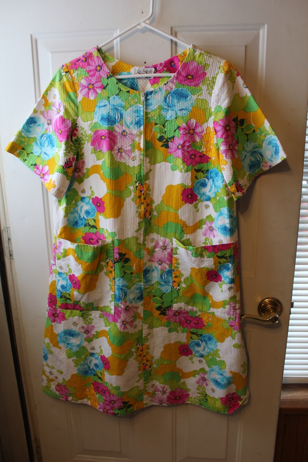 M/L VTG 60’S SHAKER SQUARE BY BILL SIMS MOD FLORAL FLOWER POWER HOUSE DRESS ROBE