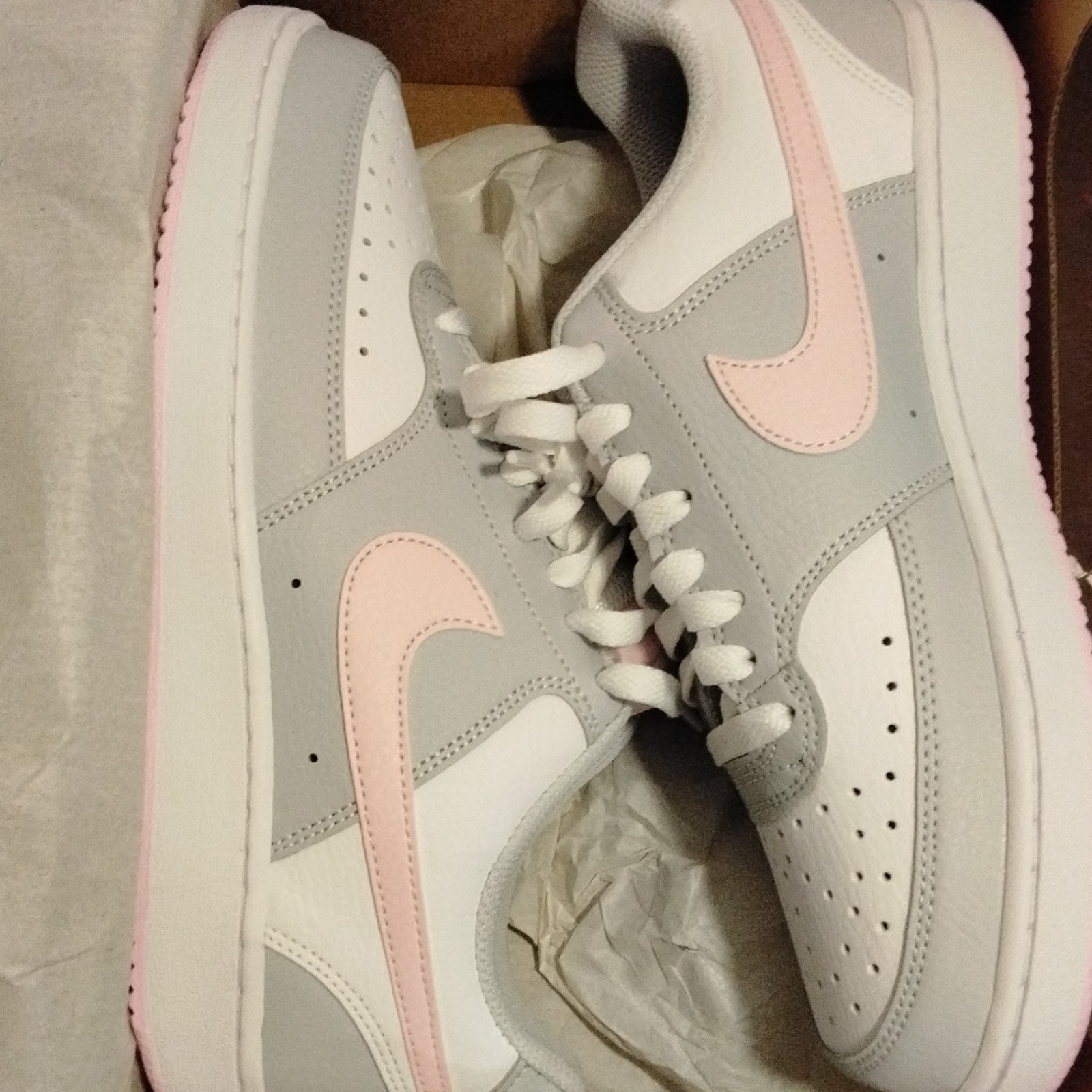 Nike Court Vision Low Women’s Gray/White/Pink Low Top Sneakers IB4009-043