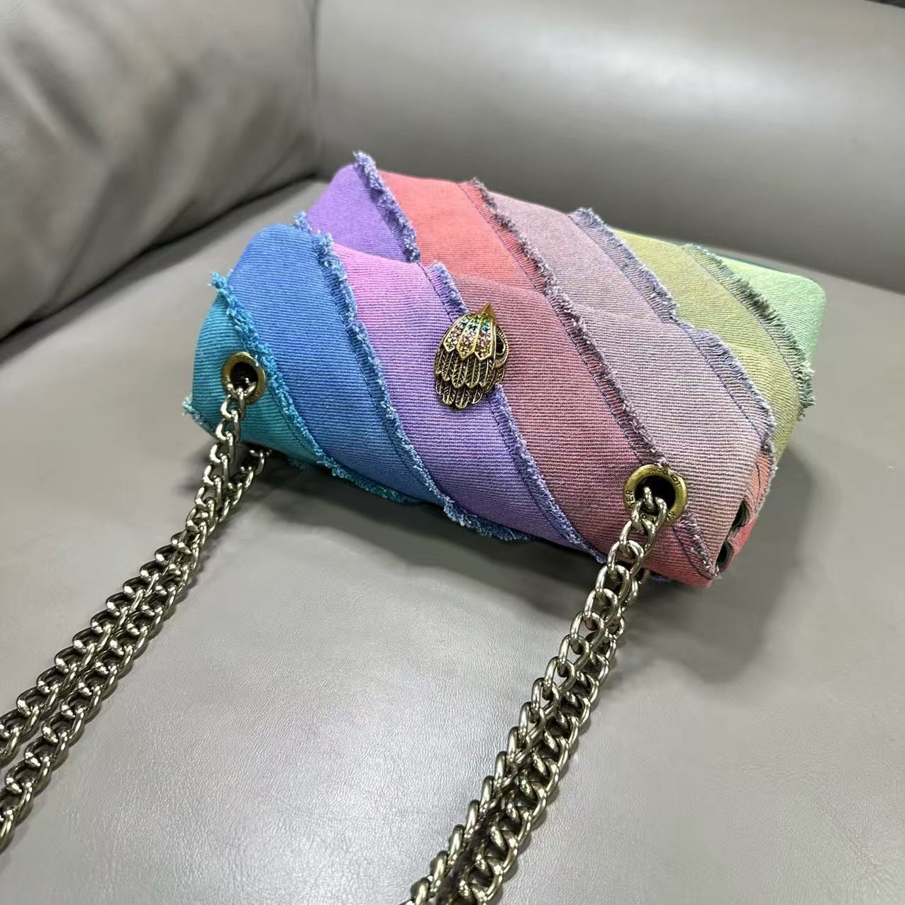 Kurt Geiger London Rainbow Patchwork Crossbody Bag Frayed Eagle 21×8×15 cm