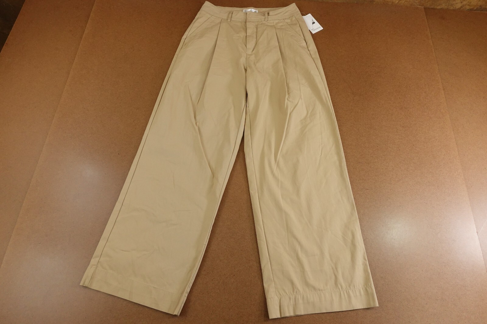 89th & Madison Womens Size 4 Khaki High Rise Pleated Straight Leg Pants NWT