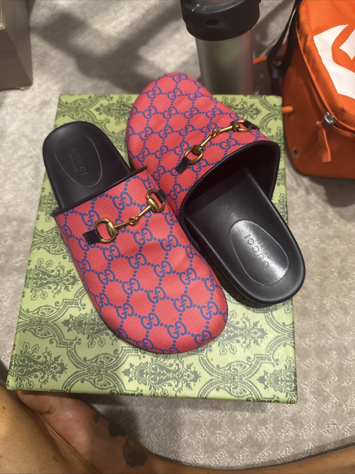 Gucci Women’s Mule with gold Horsebit Size 8/ 39