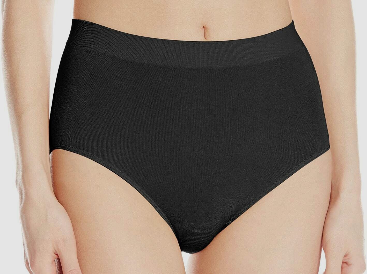$17 Wacoal Women’s Black Stretch B Smooth High-Waisted Brief Panties Size M/6