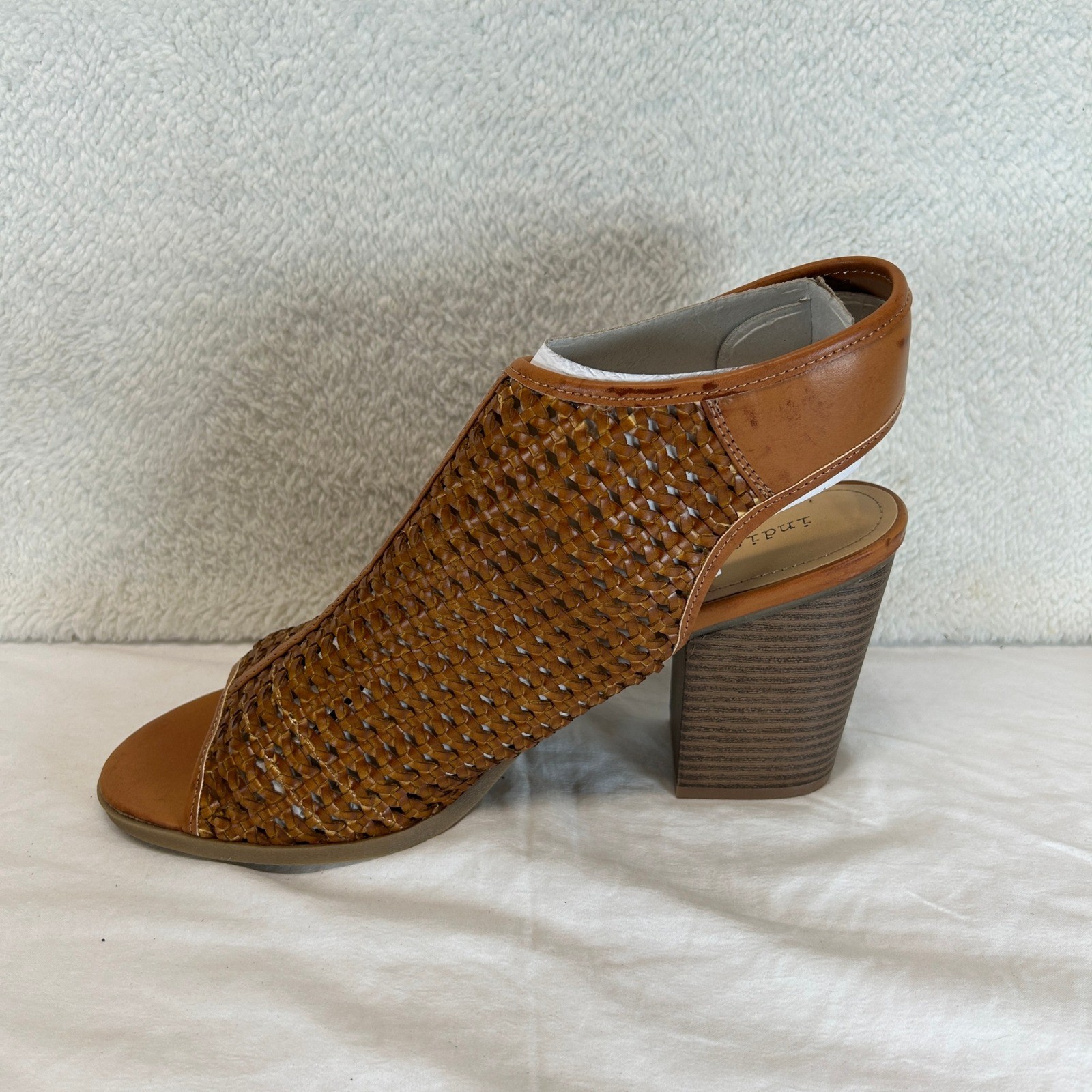 Indigo Rd Irpeele Womens Medium Brown Woven Open Toe Block Heel Sandals 11 New