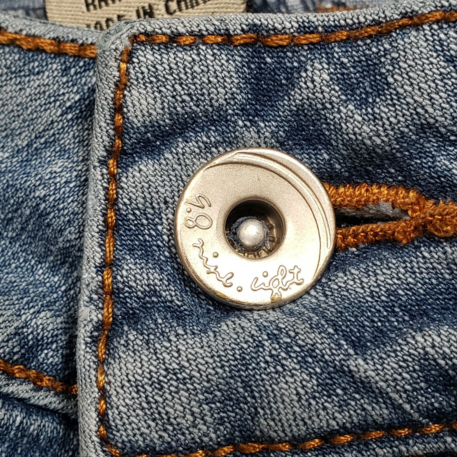 9.8 Nine Eight Blue Flair Denim Low Rise Jeans Flap Embroidered Pockets Size 7