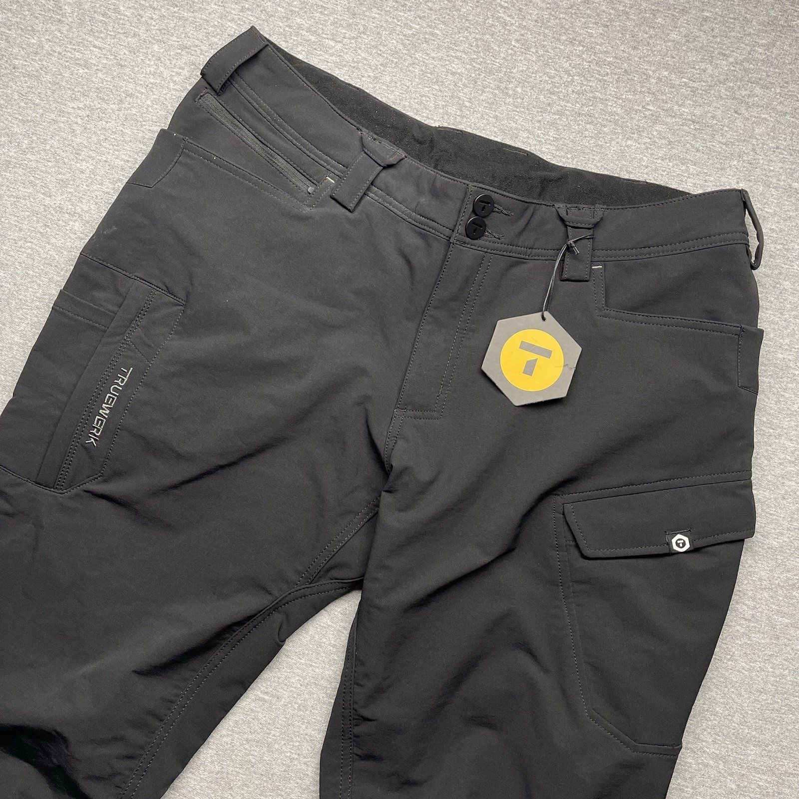 Truewerk T2 Werkpant Mens 36×36 Black Cargo Work Pants BRAND NEW