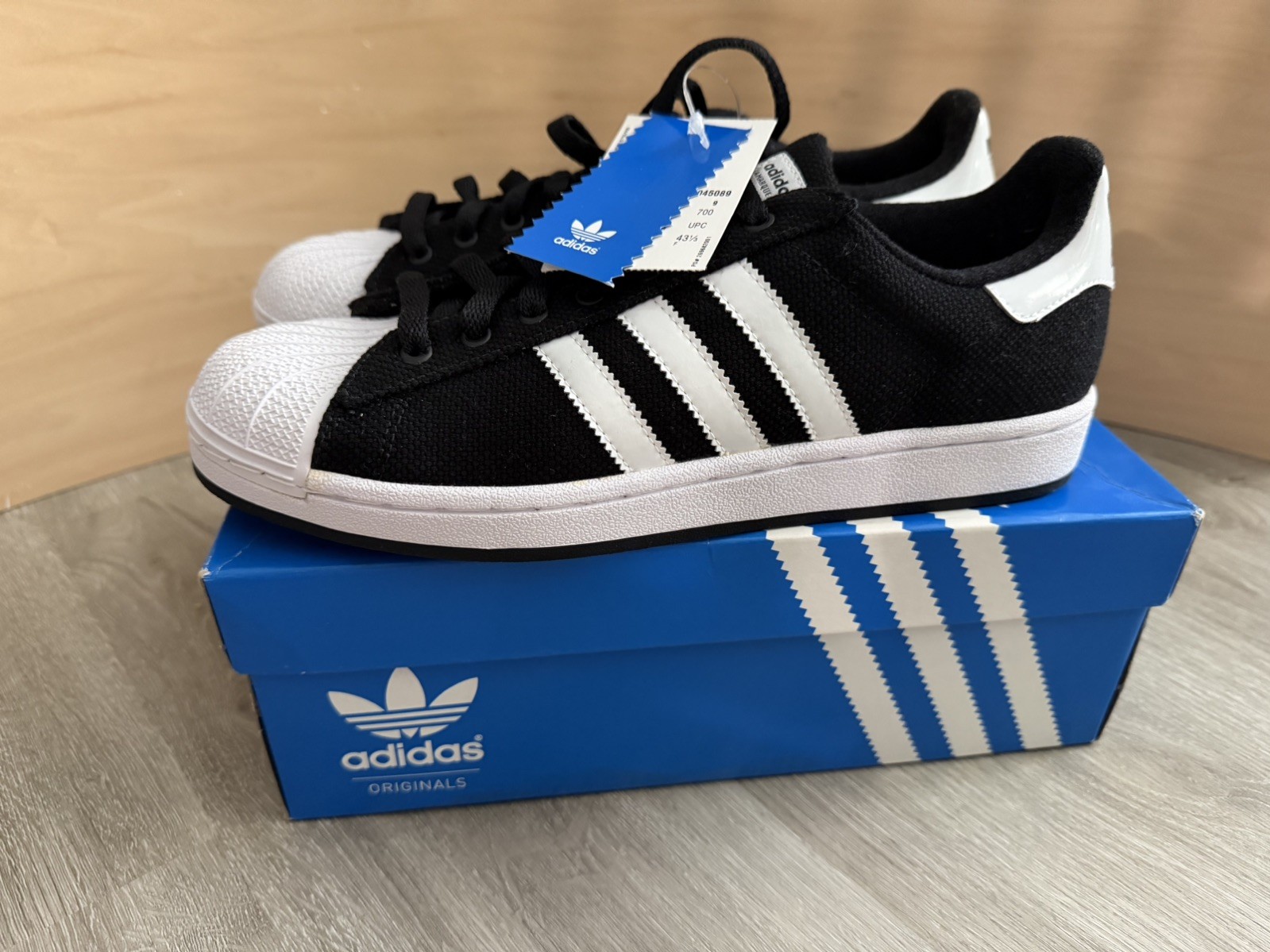 adidas Superstar 2 Men’s Low Top Lace-Up Sneakers Core Black/White 045089
