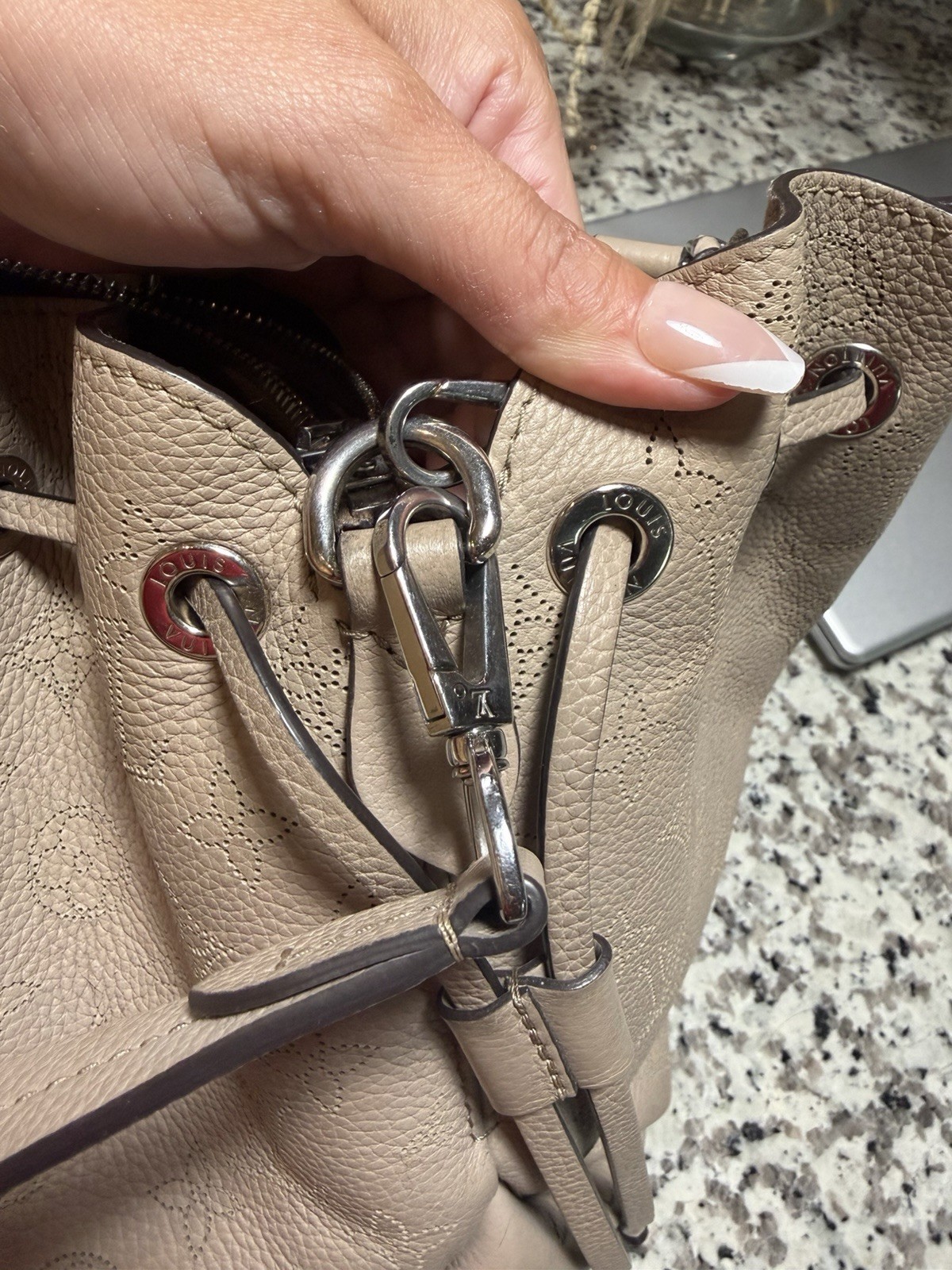 Louis Vuitton Bella Tote Mahina Beige Drawstring/Zip Chain Strap Small w/Box