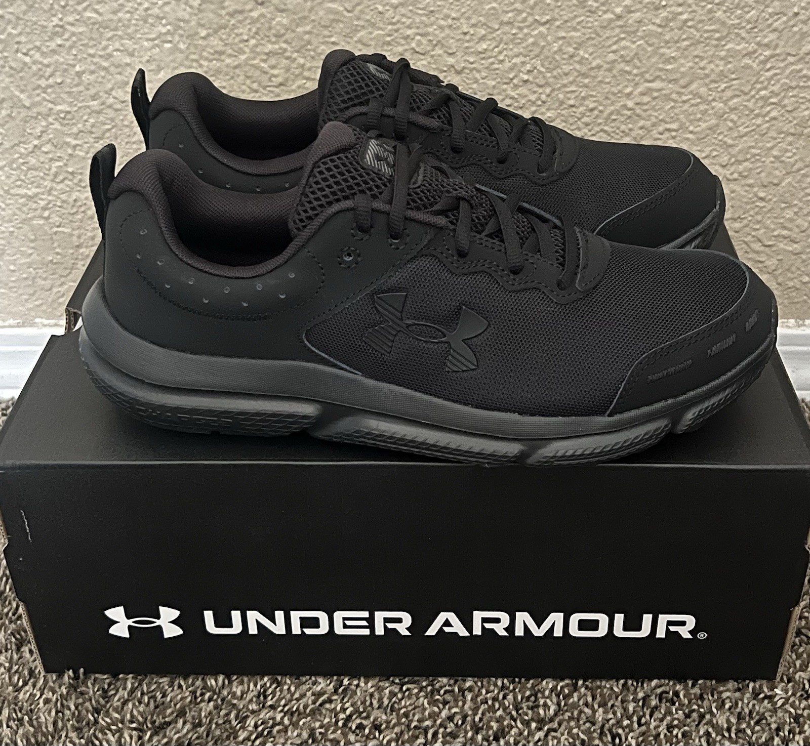 Under Armour Men’s Charged Assert 10 Shoes Black Color Size-10