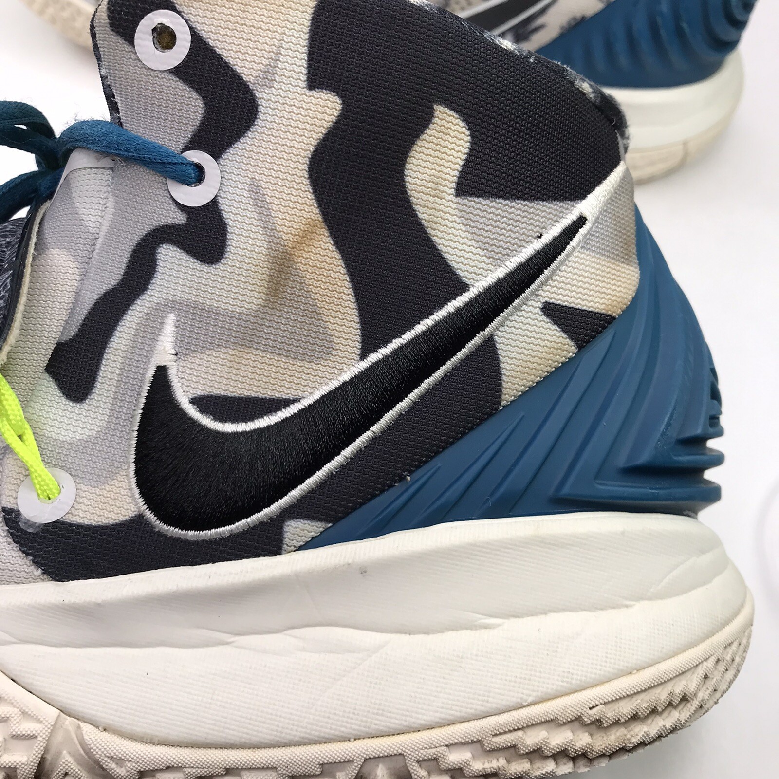 Nike Men’s Size 11 Kybrid What The Neon Sneaker Hi Top Shoe Retro